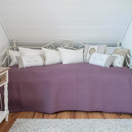 Elbwiesenhaus Mit Schoenen Garten Semesterbostad